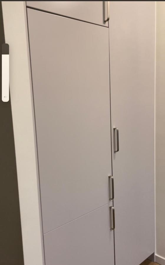 Central Apartment 5Min Drive To The Airport. Stockholm Ngoại thất bức ảnh